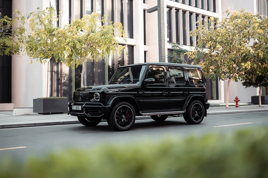 Rent Mercedes in Dubai: Luxury at Your Fingertips